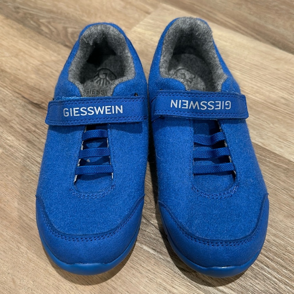 NWOT Kids Merino Wool Velcro Sneakers